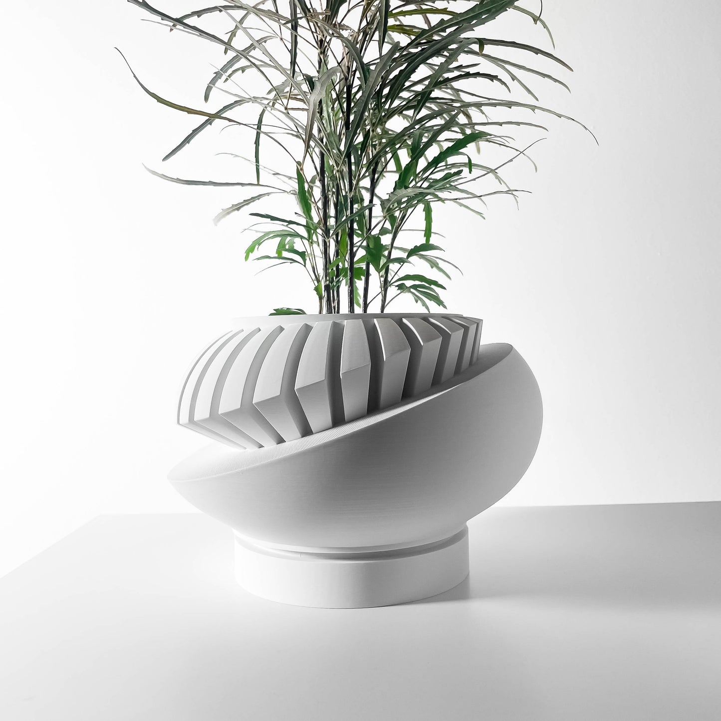 Dilimli Küre Modern Saksı