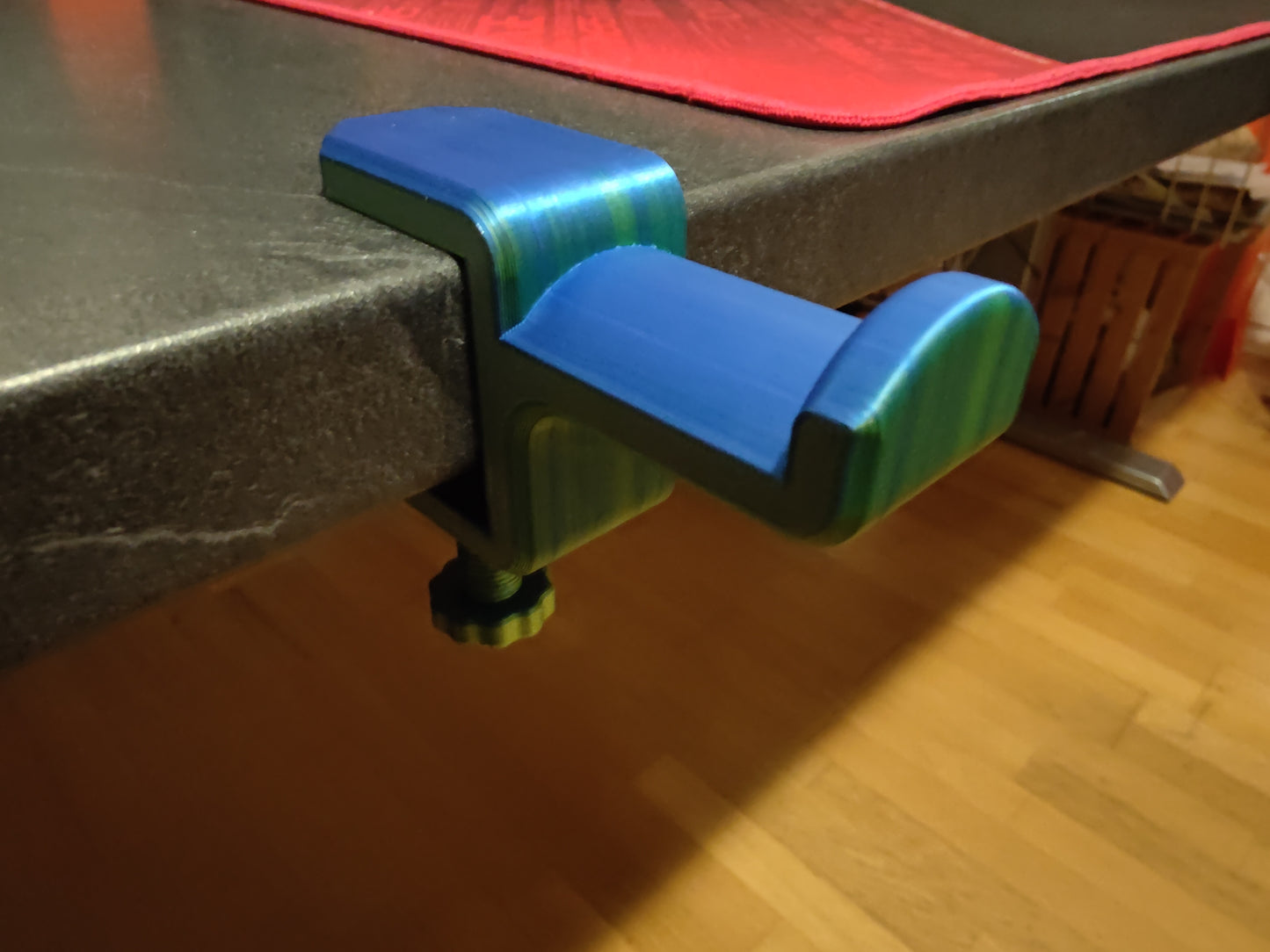 Kelepçeli Parametrik Kulaklık Standı