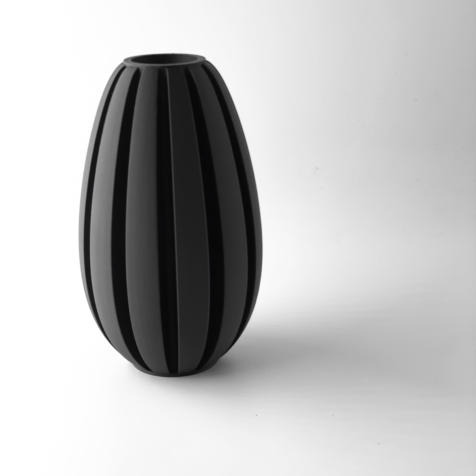 Fitilli oval modern siyah vazo